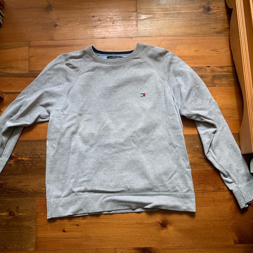 Tommy crew neck